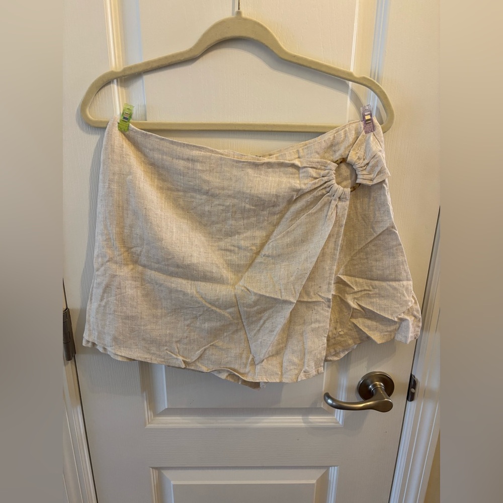 Altar’d State Beige Linen Skort L